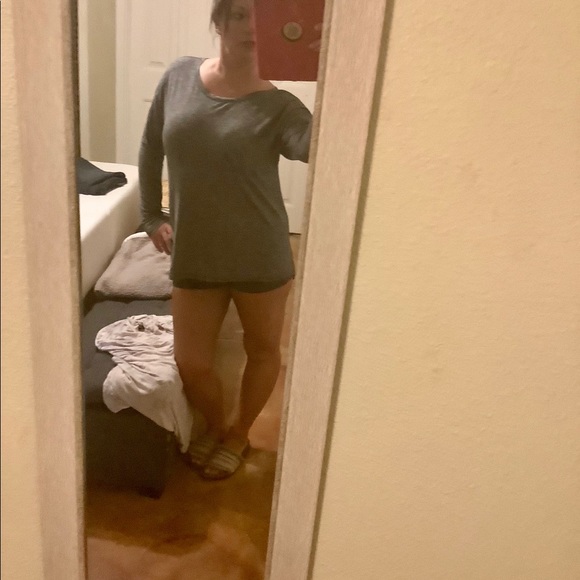 NEW LISTING‼️GO COUTURE Tunic - Picture 7 of 13